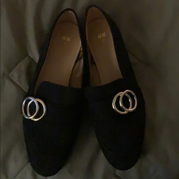Slip on black flats - Picture 1 of 3